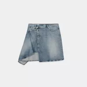 ZARA 자라 비대칭 TRF 데님 스커트5252090