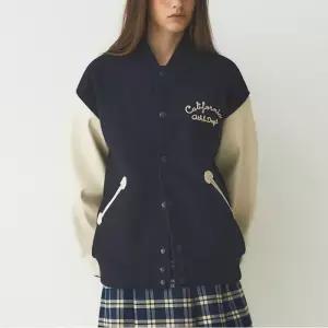 Varsity Jacket (WHJJE4T36U-O)
