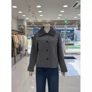 일부수량 BCBG 니팅블록 크롭 핸드메이드 자켓 B6A1J106 2790757