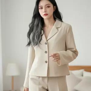 여성 간절기 패션 아우터 짧은 크롭 스타일 편안한 숏 자켓