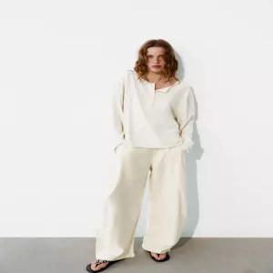 ZARA 플리츠 루즈 팬츠 - 크림 3152/453/712