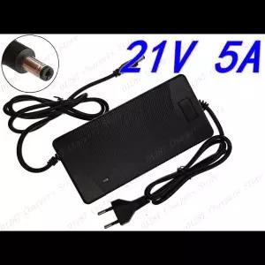 21V 5A 리튬 배터리 충전기 5 시리즈 100-240V 21V 5A 배터리 충전기 LED 조명 리튬 배터리용 충전 상태를