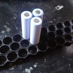 10pcs 21700 리튬 배터리 팩 DIY 정렬되지 않은 고정 브래킷 어셈블리 홀더 셀 Splicable 모듈러 지원 플