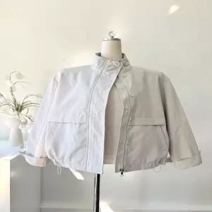 클래식 가을 하이넥 핀턱 트렌치 자켓 박스핏 출근룩