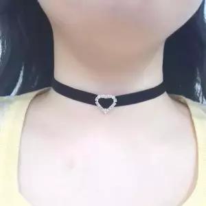 블랙 벨벳 하트 포인트 초커 목걸이 패션소품 여자목걸이