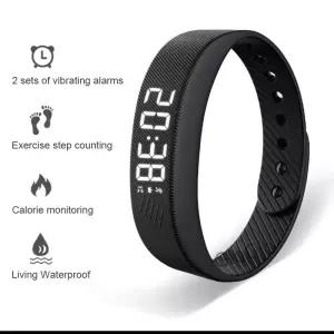 스마트 팔찌 LED 디지털 방수 시계 Smartband 보수계 모니터 밴드 진동 알람 알림