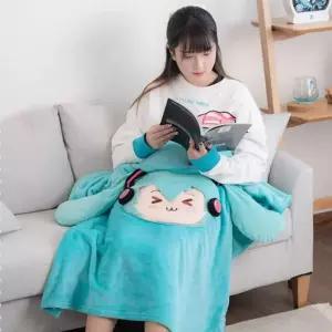 [다모와] 하츠네미쿠 쿠션 극세사 다용도 담요 미쿠 베게 찡그린눈