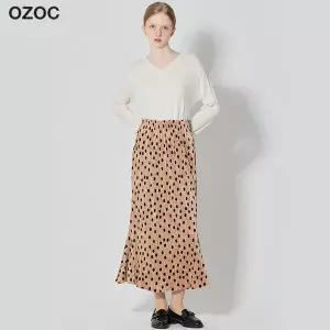 오조크 OZOC 도트 머메이드 밴딩 스커트 택가격: 129000원 842489