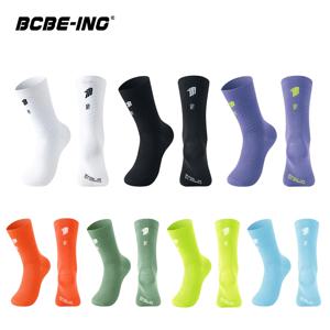 BCBE-ING 사이클링 양말 통기성 전문 스포츠 양말 남성 여성 편안한 고탄력 미끄럼 방지 야외 자전거 양말