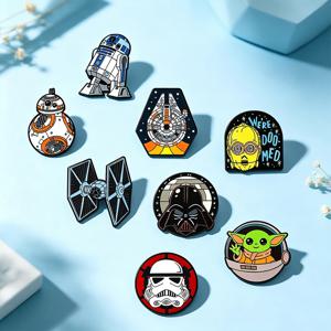 8pcs 스타워즈 에나멜 브로치 세트 R2-D2 BB-8 TIE 파이터 다스 베이더 밀레니엄 팔콘 스톰트루퍼 그로구 의류 쥬얼리