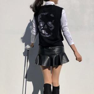 [로로얼로이]로로얼로이 여성골프조끼 홀리데이 스컬 브이넥 베스트 골프 니트조끼 라운딩룩