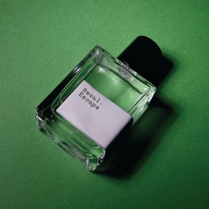 서울. 이스케이프 오 드 퍼퓸 50ml 향수