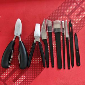 TEMU 9pcs 전문가용 헤비 듀티 네일 케어 세트, 풀 스테인리스 스틸 손과 발 네일 및 페디큐어 완전한 도구 키트, 세트 구성: 네일 클리퍼, 큐티클 가위, 큐티클 푸셔 및 큐티클 리무버