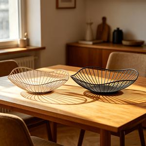 2pcs Set Luxury Bla and Golden Openwork Wrought Iron Fruit Basket, Modern Minimalist Living Room Fruit and Sna Storage Basket, Desktop Decorative Organizer