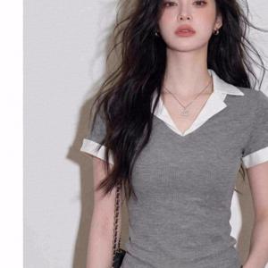 2026년 신상 여성 폴로넥 반팔 탑 컬러 블록 대비 슬림핏 캐주얼 데일리 블라우스