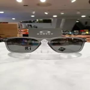 오클리 LATCH SQ 래치스퀘어 선글라스  OO9358-14