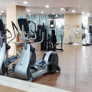 아이방 헬스장 다이어트 안전 전신 깨지지않는 거울 시트지 미러보드 필름 100X200