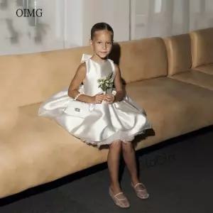 OIMG 클래식 O넥 A라인 플라워 걸 드레스 민소매 리본 웨딩 파티 무릎 길이 생일 2026 맞춤 제작