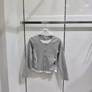 [소이]스트라이프 가디건 26F3459_KG