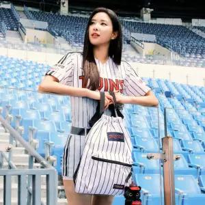 Jansport 잔스포츠 X LG TWINS 드로우색 STRIPE
