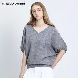 [아날도바시니(ARNALDO BASSINI)] 요꼬골지 브이넥 퍼프소매 니트 (택가격 98000원)