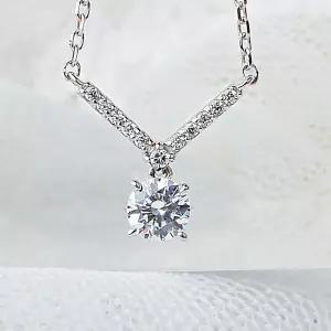 [샤밍주얼리]천연 5부 다이아 목걸이 V 브이 우신 G SI2 프로포즈 결혼 선물 예물