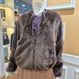 [BCBG] 비씨비지 겨울26 리버시블 포우 퍼 자켓 B6D9F871_P436354977