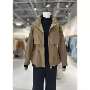 한정수량 아이잗컬렉션 벨트 장식 스트링 하이넥 점퍼 CS9B0JP101 2837657