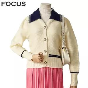 [포커스]카라 배색 진주 단추 가디건FS3A7KC0018_JK