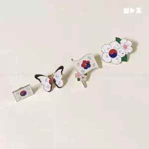 태극기 무궁화 깃발 나비 로 뱃지 우리나라 큐티하트