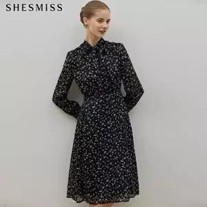 [쉬즈미스][쉬즈미스(SHESMISS)] 우아한 레이디 리본 타이넥 원피스 (택가격: 328000원)