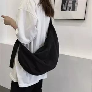 반달모양 나일론 크로스백 보부상 가방 슬링백 반달백 반달백 크로 와상백 슬링백 숄더백 스백
