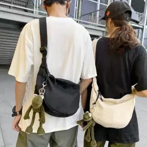 데일리 캔버스 반달 크로스 만두 백 슬링백 남여공용 메신저 힙색