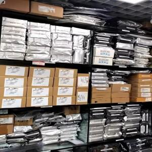 재고 있음 5개/몫 DSPIC30F2023-30I/PT DSPIC 30F2023 -30I/PT QFP44 100% 새 원본