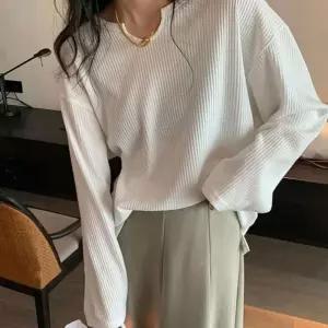 [라일리여성의류] Rly 루즈핏 긴팔후드 트임 얇은 후드티 캐주얼상의