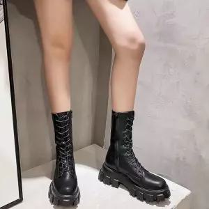 데일리 통굽 여자 레이스업 블랙 롱 워커 겨울신발 플랫워커 CB60A