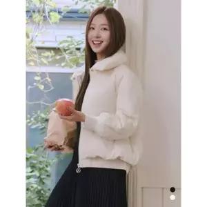 [올리비아로렌] MG01 볼륨카라 크랍점퍼_ 신선도원몰 VOCKD4WA241 (S42637300)