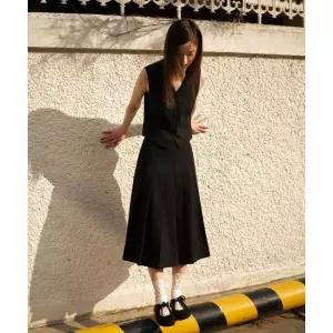 MUSINSA STANDARD WOMAN 우먼즈 플리츠 미디 스커트 [블랙] 527999