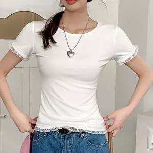 데일리룩 러블리 레이스 소매 밑단 슬림핏 반팔 티셔츠 여리핏