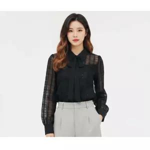 JJ지고트 제이제이 지고트타이넥 스팽글 레이스 블라우스 (GP3A0BL111)