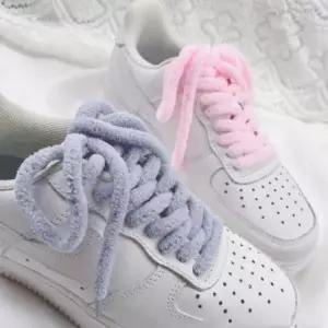 고슬고슬 털 신발끈 폼폼이 운동화 끈 뽀송 앙고라 슈 Stg81gdN