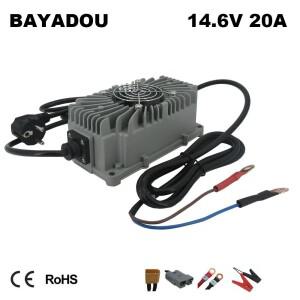 방수 14.6V 20A LiFePO4 충전기 12V LFP 철 인산염 에너지 저장 RV 배터리 스마트 고속 터미널 M8 포트