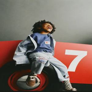 ZARA 하트 자수 데님 재킷 - 라이트 블루 4575/505/406 532139