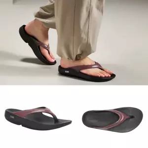 우포스 울랄라 럭스 여성 쪼리 슬리퍼 리커버리 샌들 로즈우드