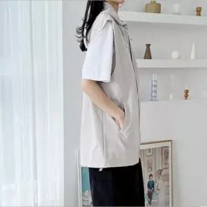 아웃도어 바람막이 후드 오버핏 집업 반팔 여자여름조끼 조끼 고프코어