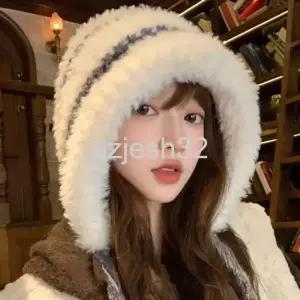  뽀송뽀송 귀달이 털모자 여성 겨울 니트 스트랩 끈 모자 귀여운 여자 겨울 방한 털모자 스키장 크리스마스 