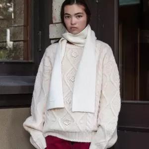튜드먼트 TTUDEMENT WOOL C MERE KNIT MUFFLER TM24FAC11