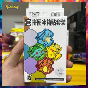 재고 있음 100% 오리지널 포켓몬 카드 소품 PTCG 컬렉트 151 여행 카드 세트 카드 냉장고 자석 젬 팩 맞춤 선물 장난감