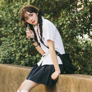 졸업식 교복 세트 Jk 교복 주름치마 반팔 여름 젊은이풍 대학 스타일 흰색 셔츠 포함