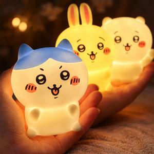 치이카와 애니메이션 LED 무드등 하치와레 우사기 토끼 램프 침실 데스크탑 장식 어린이 생일 선물 최고의 선물 장난감